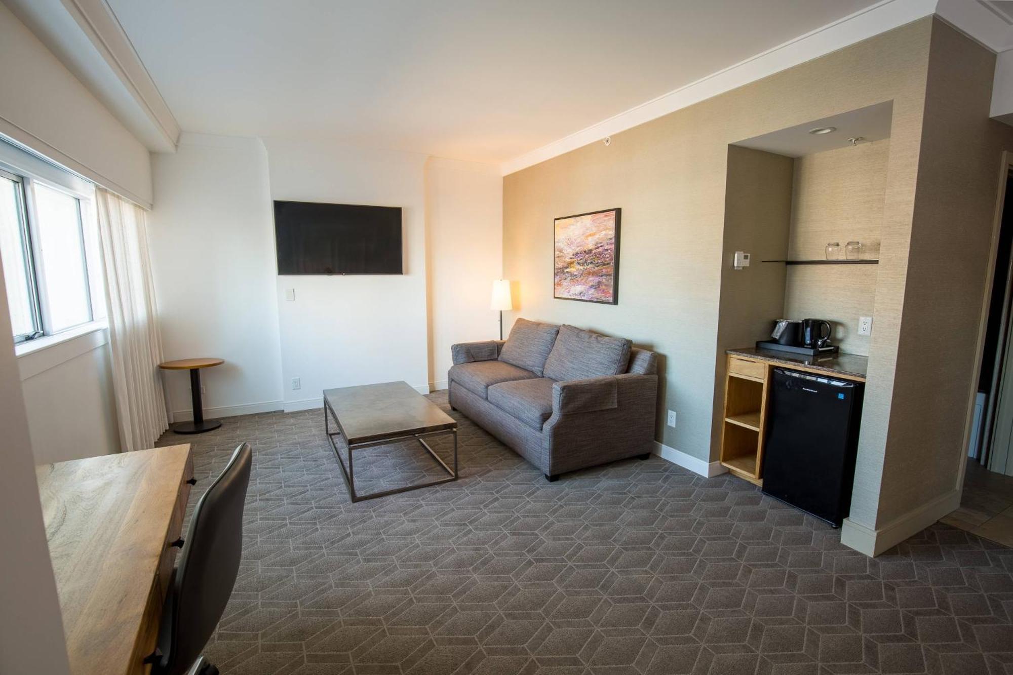 Delta Hotels By Marriott Kamloops Exterior foto